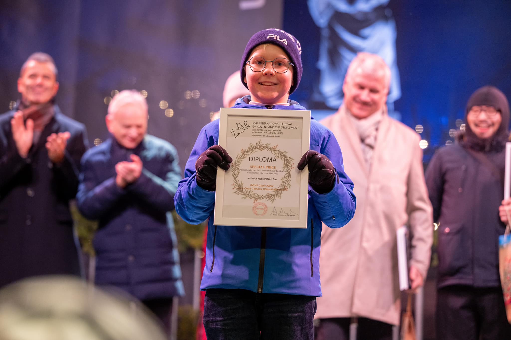 5.-8. detsembrini toimus Bratislavas rahvusvaheline advendi- ja jõulumuusika festival 2024, mille raames toimunud konkursil  osales kokku 9 koori. Edukalt esine